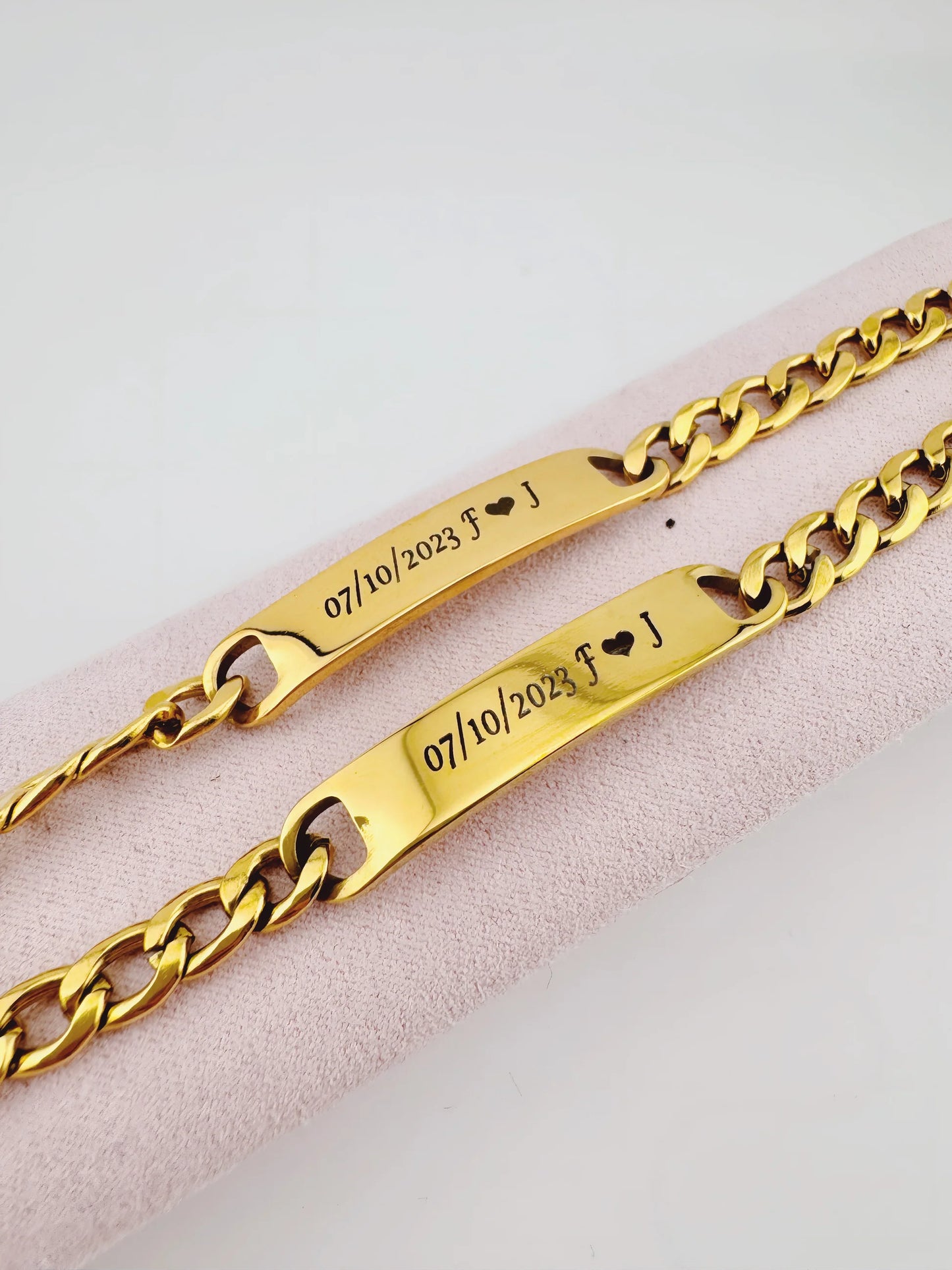 ESCLAVAS PARA PAREJA EN ORO LAMINADO 18K CON GARANTIA DE POR VIDA Y CAJA DE LUJO  🧑🏻‍❤️‍💋‍👩🏻🔥.